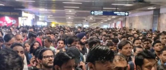 Delhi Metro Yellow Line Delays Due to Technical Glitch