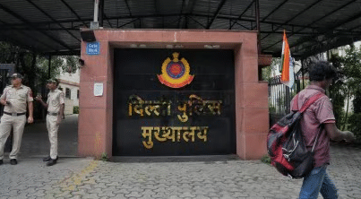 Forest officers in Delhi allege no FIR has been filed a month after they were attacked while stopping illegal Chhath pond construction on Southern Ridge land